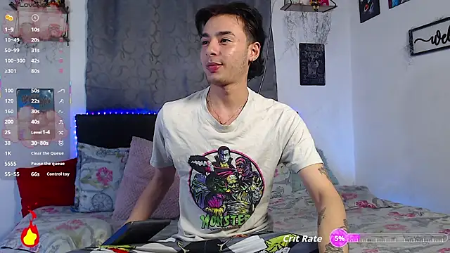 kyle clint07 online show from July 3, 3:57 am