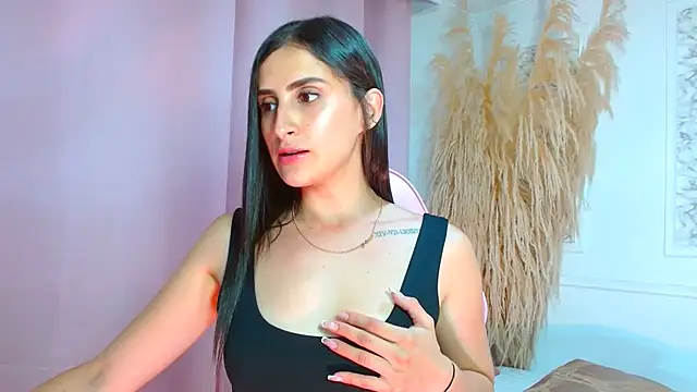 Danella houston online show from May 28, 7:55 pm
