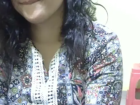 Your cutiepie  online show from November 21, 8:40 pm