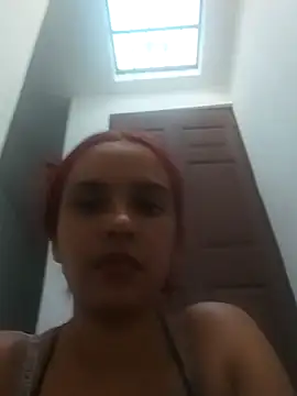 Snapshot of luminosa20 chatting on February 8, 12:47 am luminosa20 online show from February 8, 12:47 am