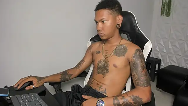 blackdirty420 online show from February 12, 2:01 pm