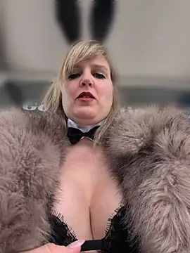 Sexybiene969 online show from March 31, 3:12 pm