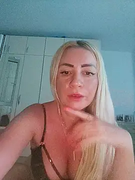 visnjica online show from June 23, 9:35 pm