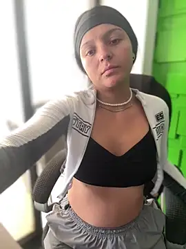 Dulce  Boyd online show from March 12, 1:50 pm