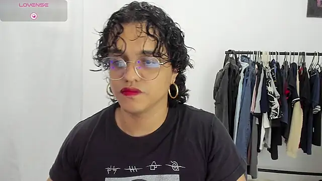 Diane blossom online show from March 13, 7:20 pm