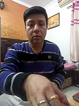 innocentboy1987 online show from January 19, 5:00 am