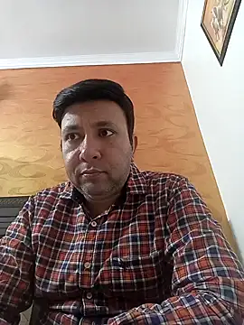 innocentboy1987 online show from February 24, 5:16 am