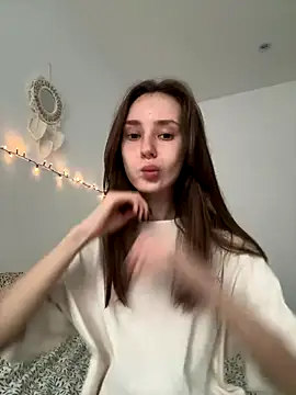 RosieMills online show from December 16, 3:28 pm