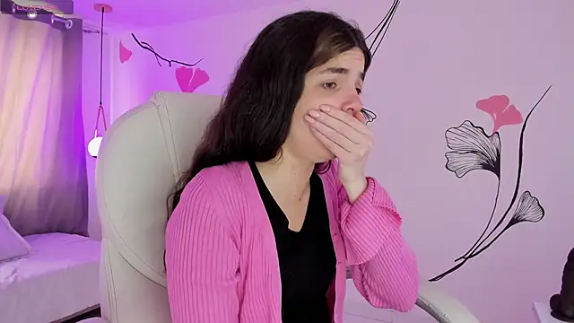 Isabela Fiorelli online show from January 10, 1:24 pm