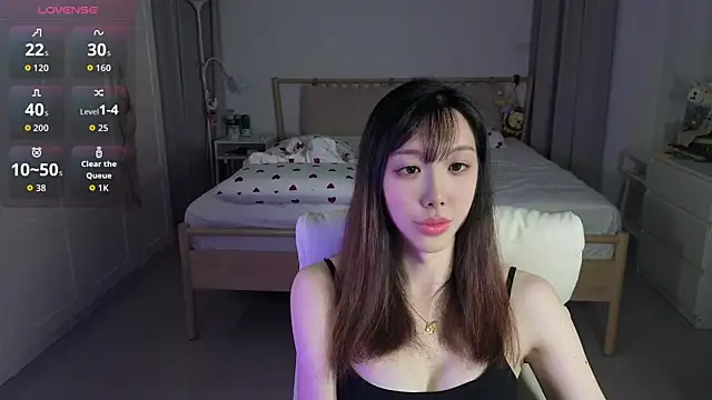 joycemilka online show from June 4, 1:06 pm
