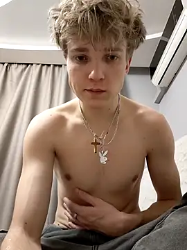 And25bn online show from November 15, 12:23 pm