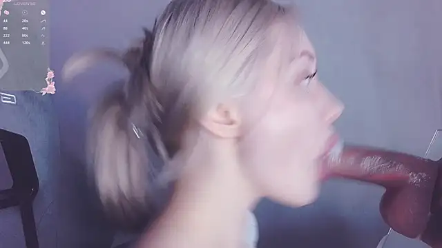 Snapshot of _chatur_babe chatting on February 20, 4:46 pm chatur babe online show from February 20, 4:46 pm