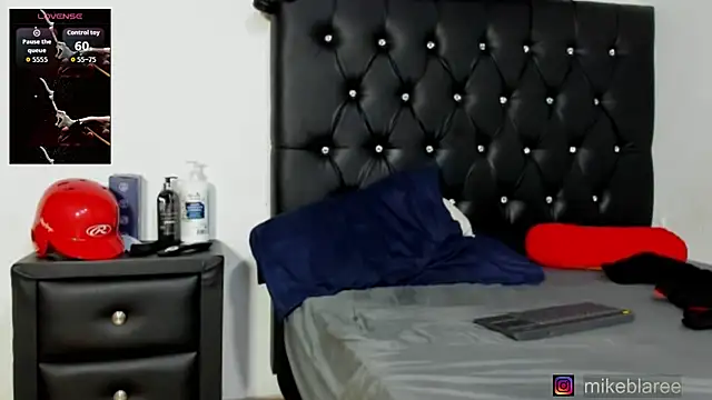 mikeblaree online show from June 11, 12:32 am