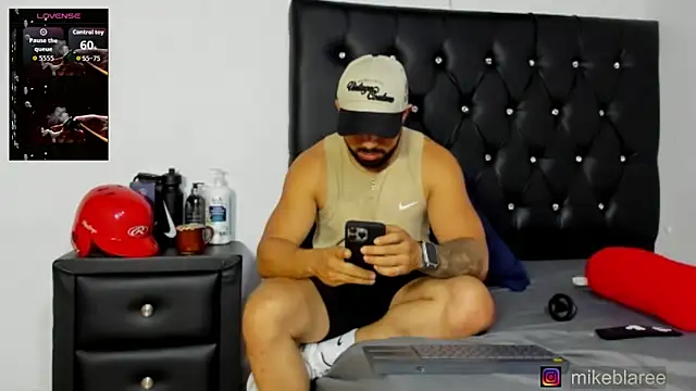 mikeblaree online show from June 17, 8:43 pm