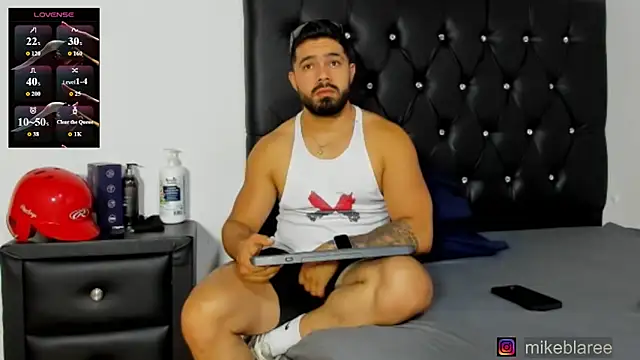 mikeblaree online show from June 18, 8:57 pm