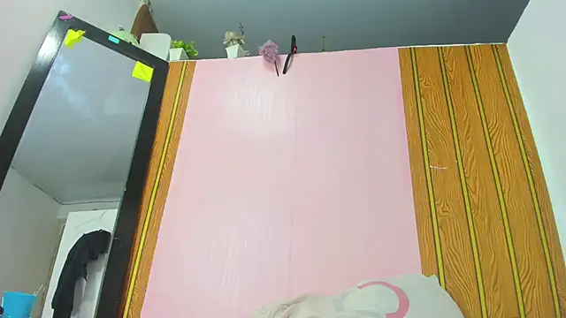 camilagreeco online show from October 5, 2:37 pm