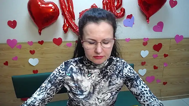 Miroslava Happi online show from March 8, 9:17 am