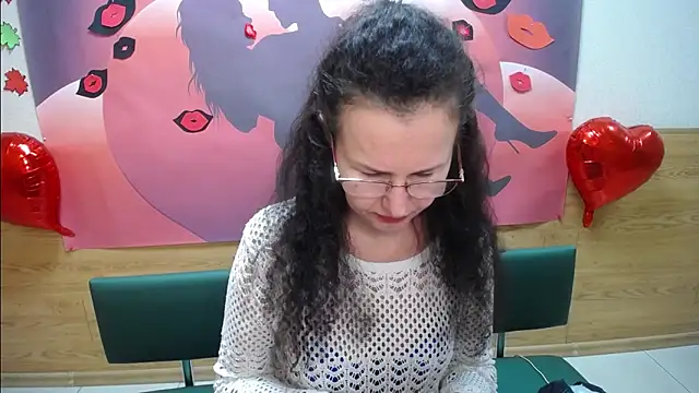 Miroslava Happi online show from October 20, 6:36 am