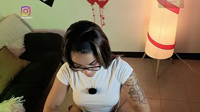 Maryybellax online show from February 15, 2:19 am