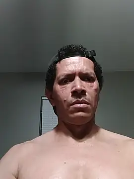 machoactivo1 online show from July 9, 5:33 am