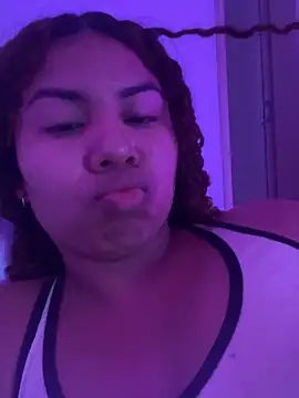 Snapshot of MELINAMARTINS chatting on May 31, 8:32 pm MELINAMARTINS online show from May 31, 8:32 pm