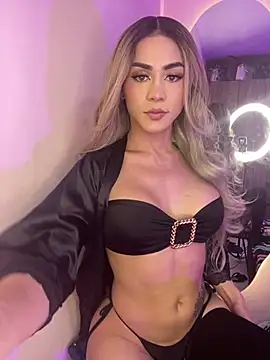 IsabelaDoll online show from June 13, 3:43 pm