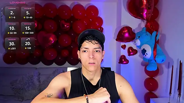  JacobMiller   online show from February 14, 1:24 am