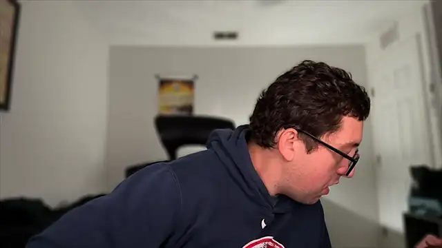 Snapshot of Milflover96 chatting on December 18, 10:38 pm Milflover96 online show from December 18, 10:38 pm