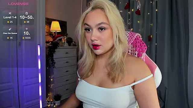  Loneve   online show from February 19, 3:52 pm