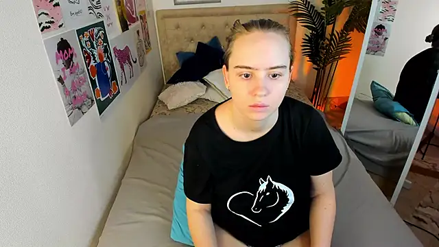 Lika 0ne online show from March 20, 12:10 pm