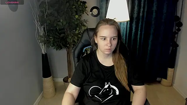 Lika 0ne online show from April 24, 11:56 am