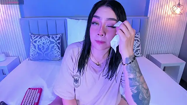 isolari  online show from March 9, 4:49 am