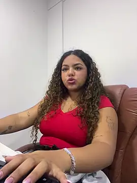 Anitta bell online show from April 19, 1:32 pm