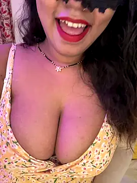 WifyHubby 38 online show from October 11, 2:48 pm