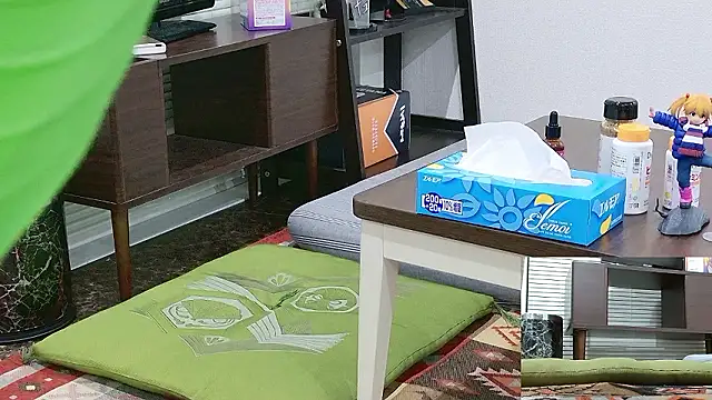 YARASERO-kun online show from December 18, 11:49 am