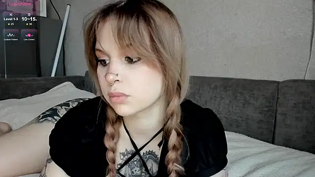 marynixoxo online show from March 21, 1:01 pm