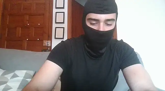 Snapshot of ESCOMOFUC chatting on February 15, 10:22 am ESCOMOFUC online show from February 15, 10:22 am