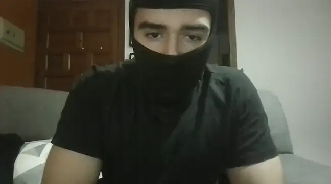 Snapshot of ESCOMOFUC chatting on February 23, 9:48 pm ESCOMOFUC online show from February 23, 9:48 pm