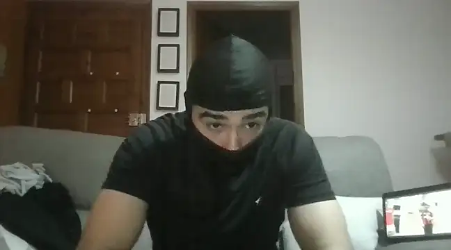 Snapshot of ESCOMOFUC chatting on February 26, 8:54 pm ESCOMOFUC online show from February 26, 8:54 pm