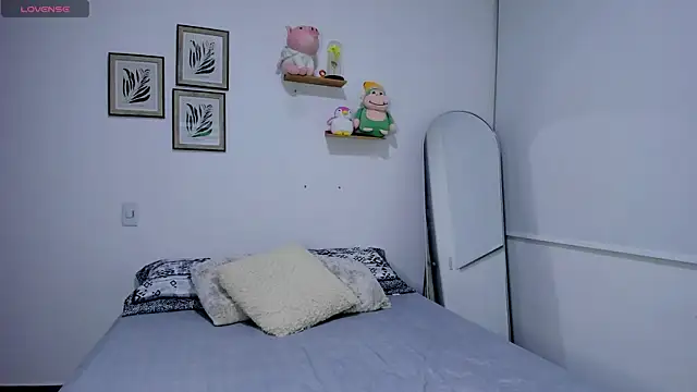 sarita bigbooty  online show from July 26, 3:04 am