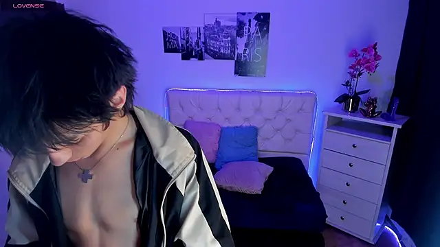 Juli Roos  online show from February 15, 6:54 am