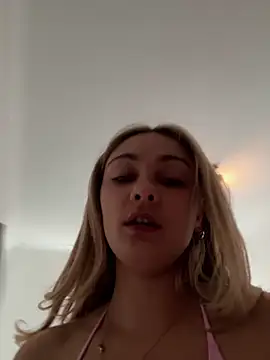skyemorgan01 online show from May 30, 3:09 pm