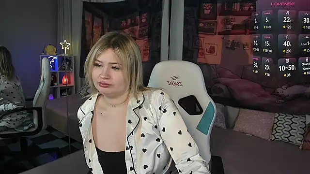 Snapshot of MargoBryan chatting on March 11, 10:29 am MargoBryan online show from March 11, 10:29 am