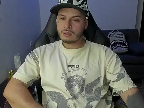 ragnar lothbrok777 online show from April 9, 5:29 am