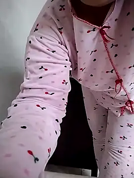 Dalou3a-69 online show from October 4, 8:23 am