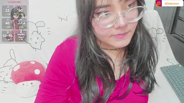 Naoko 7w7 online show from July 5, 4:25 pm