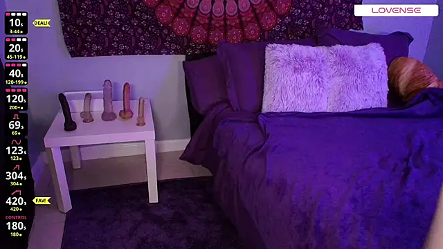 wetwildwhore online show from July 12, 10:28 am