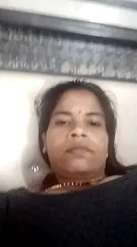 MEENA ROY online show from February 17, 3:09 pm