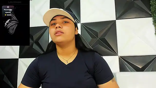 Snapshot of melany_rouse18 chatting on June 20, 8:55 pm melany rouse18 online show from June 20, 8:55 pm