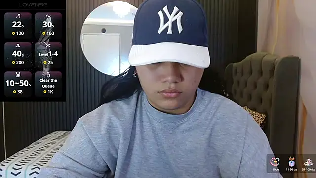 Snapshot of melany_rouse18 chatting on June 30, 8:10 pm melany rouse18 online show from June 30, 8:10 pm